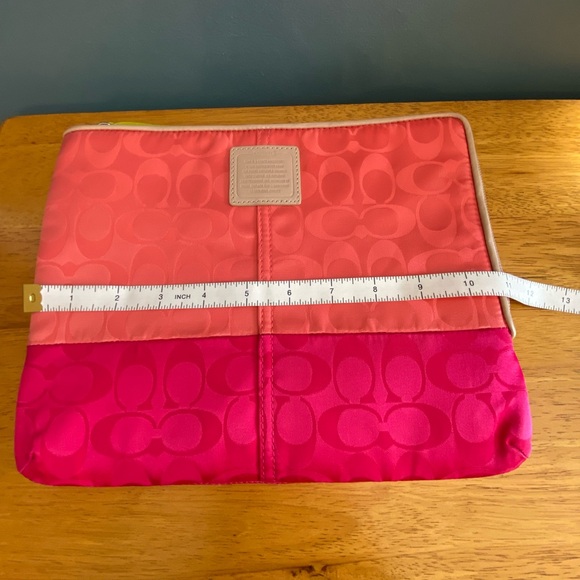 Coach tablet Case - Picture 9 of 15